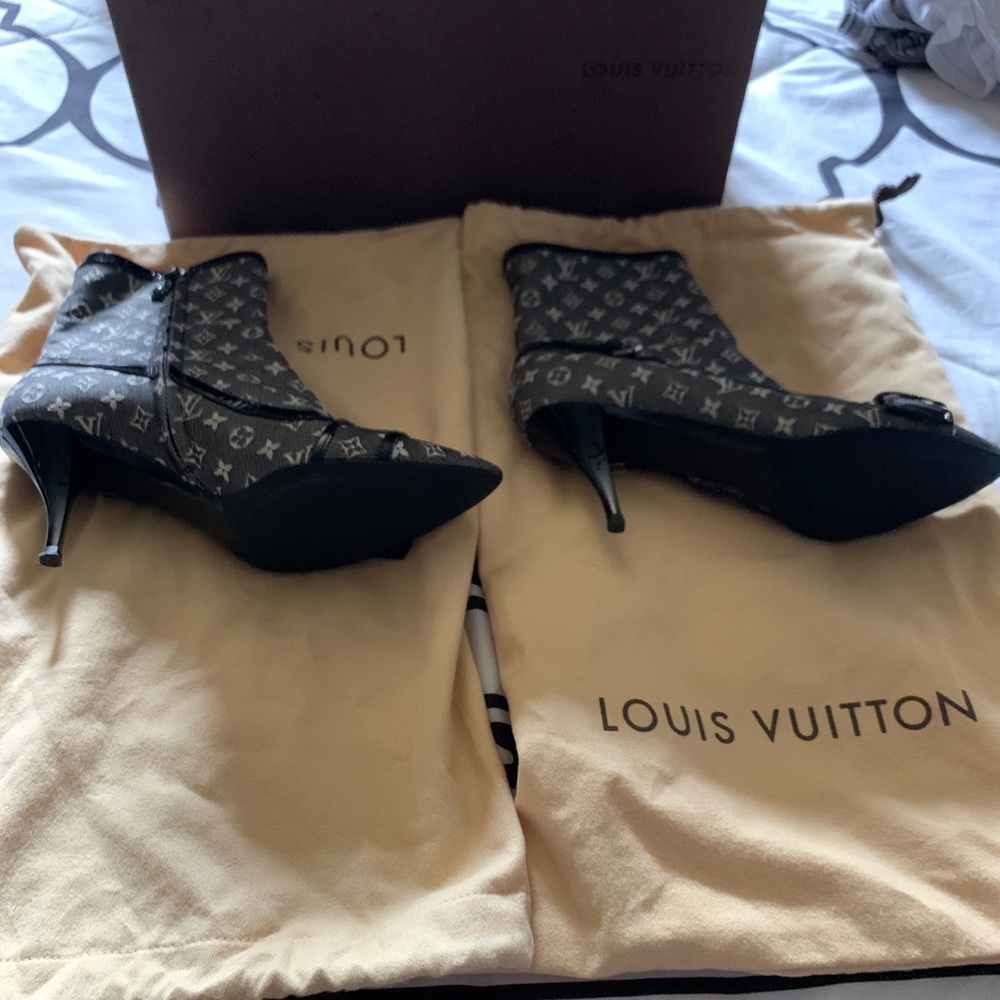 Louis Vuitton booties